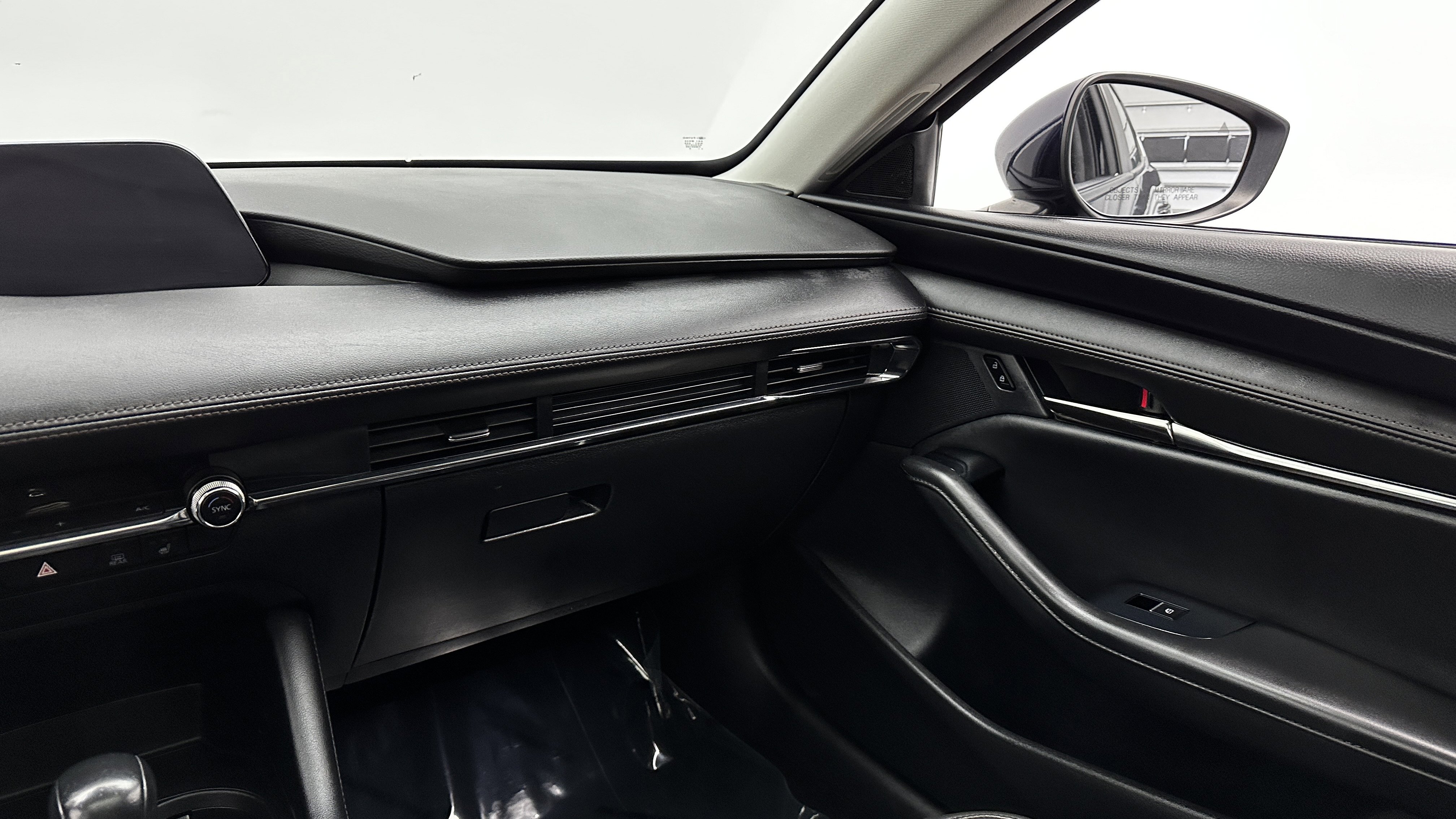 Used 2023 MAZDA MAZDA3 s image 31