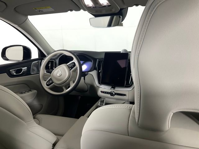New 2026 Volvo XC60 T8 Ultra image 31