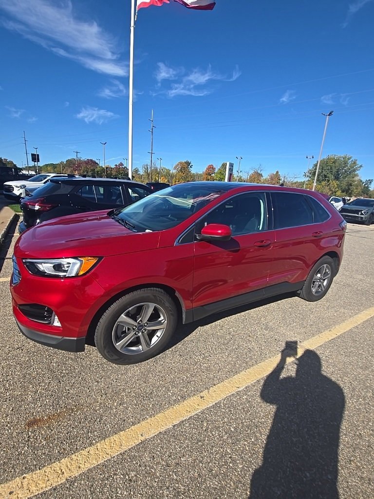 Used 2022 Ford Edge SEL w/ Convenience Package