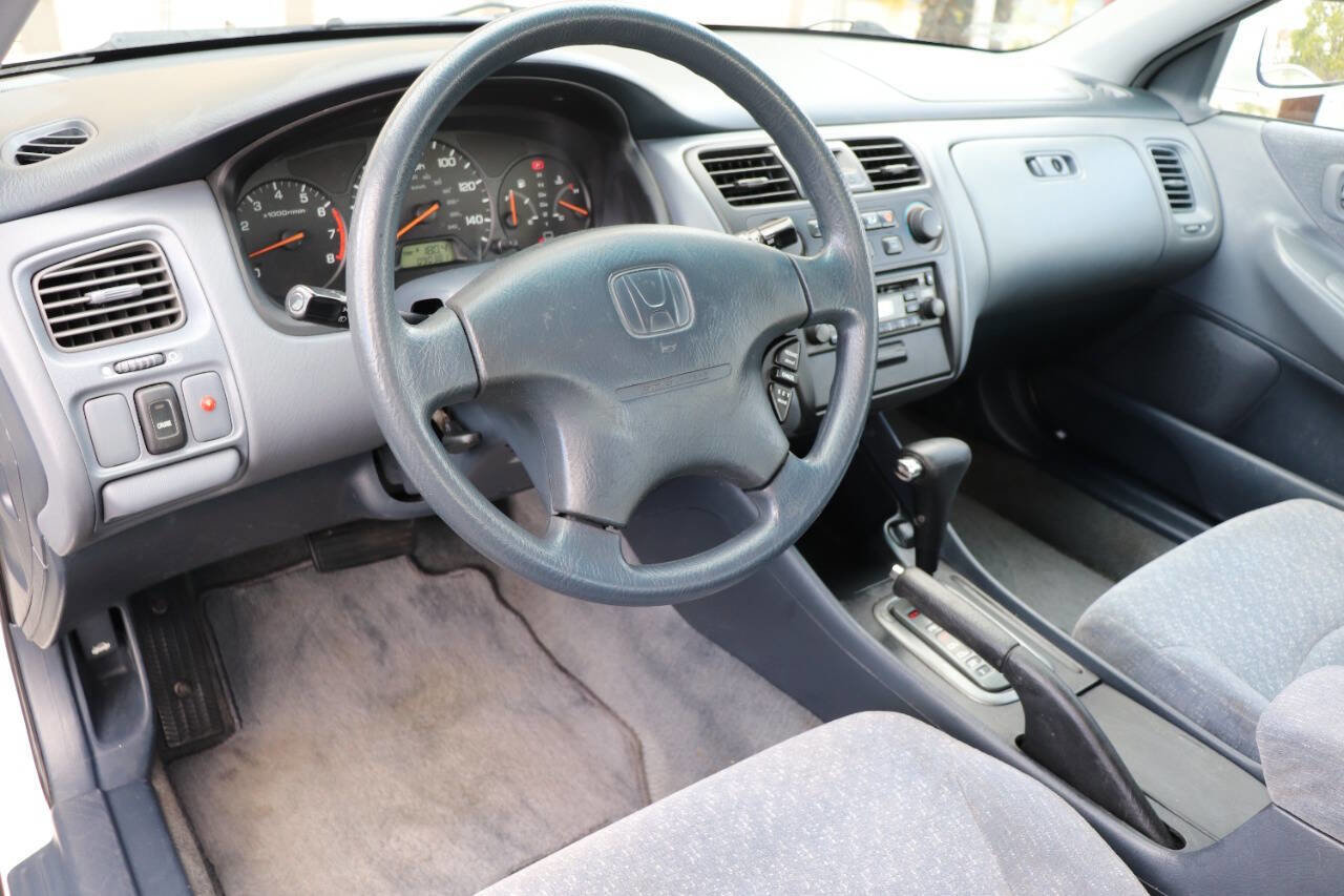 Used 2001 Honda Accord LX image 23