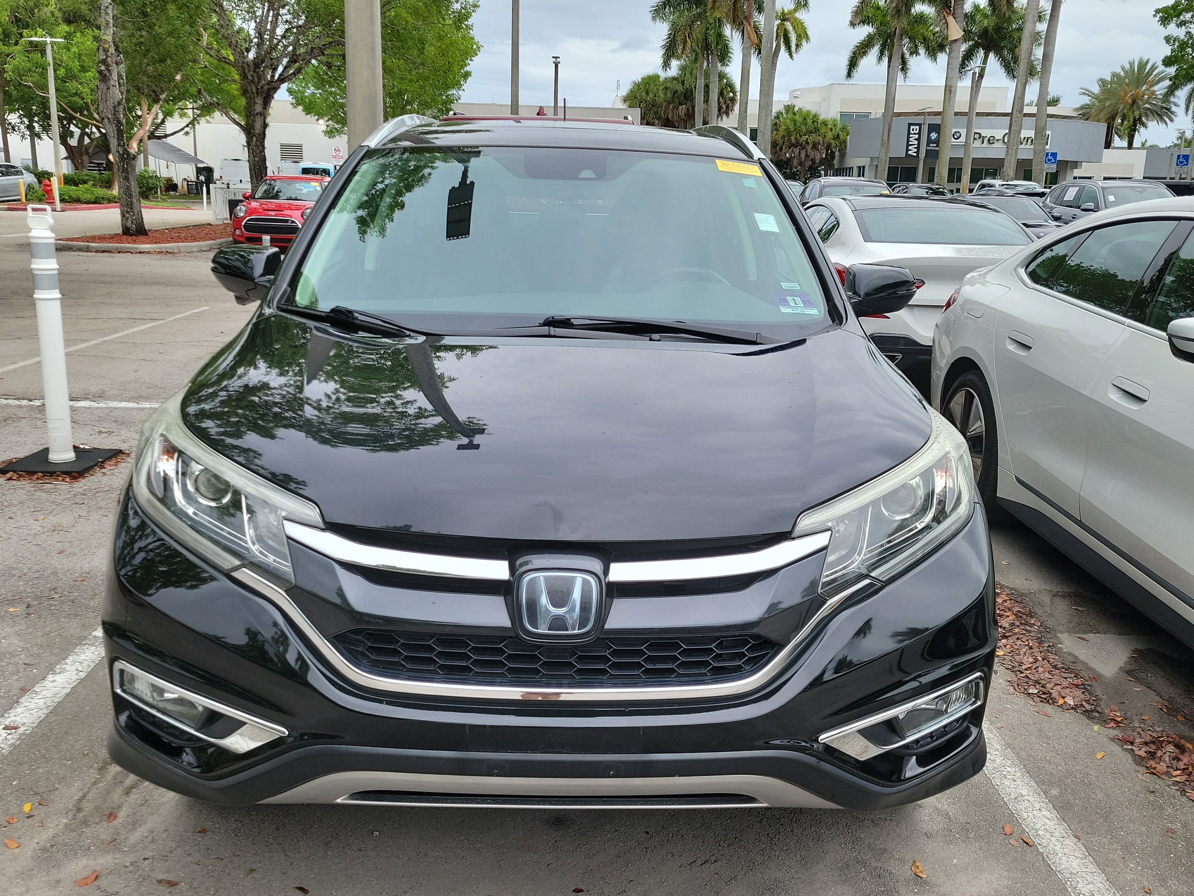 Used 2015 Honda CR-V Touring image 2