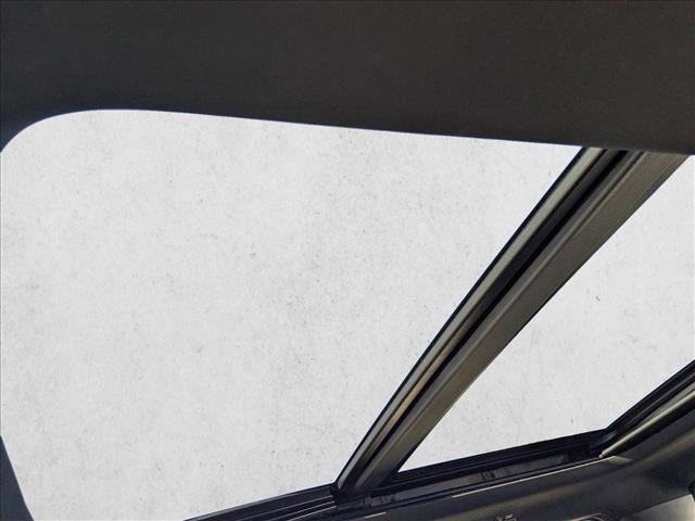 Used 2022 Ford F150 XLT w/ Equipment Group 302A High image 12