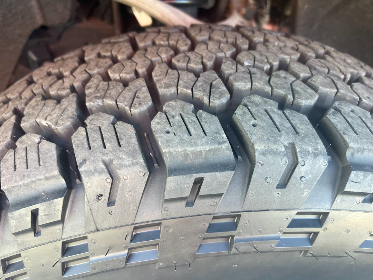 Used 2022 Chevrolet Silverado 1500 ZR2 w/ Technology Package image 14