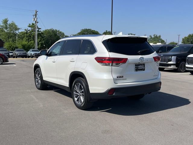 Used 2019 Toyota Highlander XLE AWD/4WD image 7