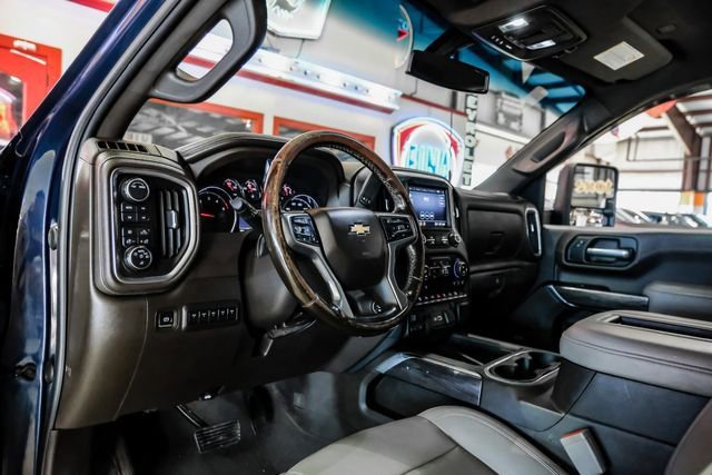 Used 2022 Chevrolet Silverado 3500 LTZ w/ LTZ Plus Package image 5