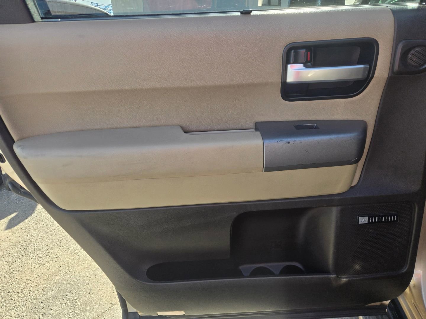 Used 2010 Toyota Sequoia Limited image 12