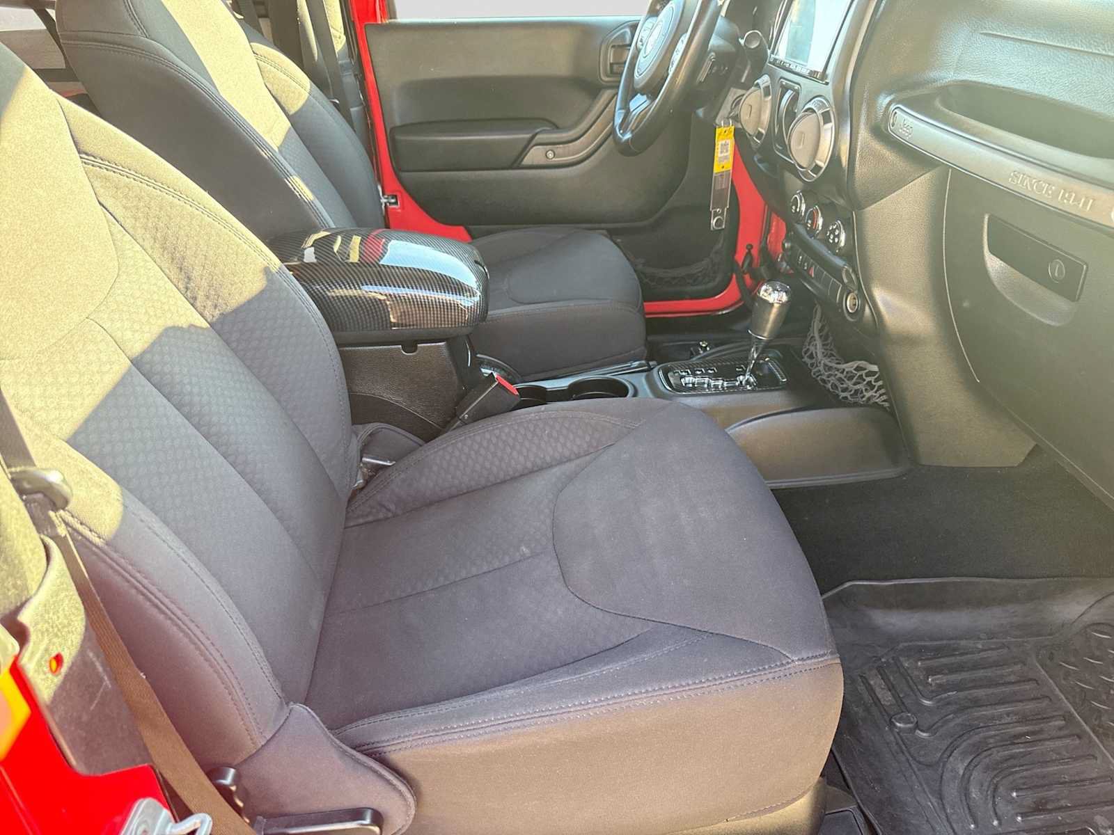 Used 2013 Jeep Wrangler Sport AWD/4WD image 20