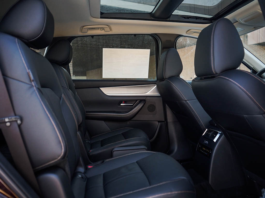 New 2026 MAZDA CX-90 Plug-In Hybrid w/Premium Sport AWD/4WD image 13