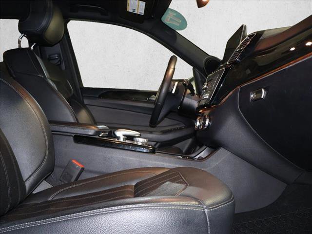 Used 2017 Mercedes-Benz GLS 450 4MATIC image 27