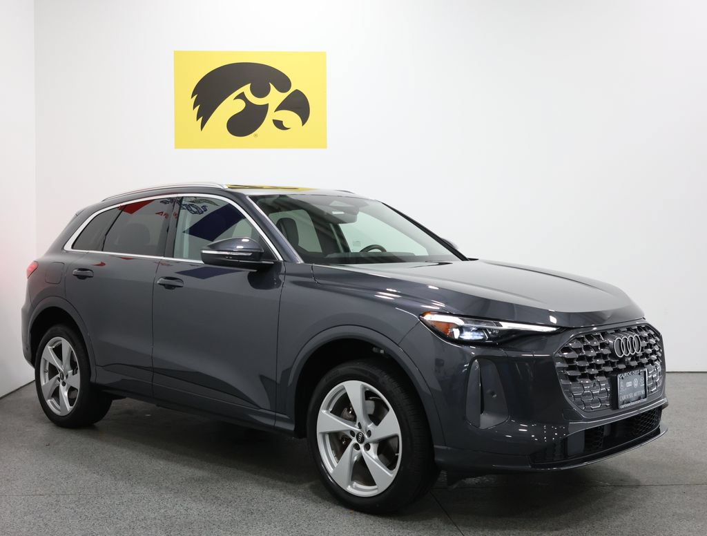 Used 2025 Audi Q5 Premium Plus w/ Premium Plus AWD/4WD image 6