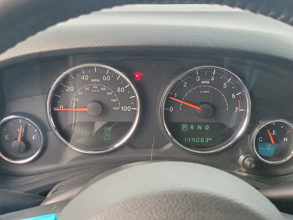 Used 2018 Jeep Wrangler Unlimited Sahara AWD/4WD image 10