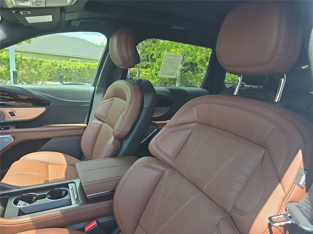 New 2026 Lincoln Nautilus Reserve AWD/4WD image 15