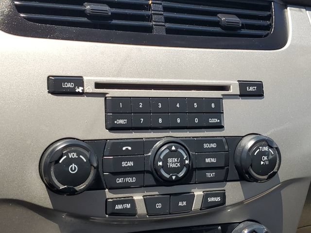 Used 2010 Ford Focus SEL FWD image 14
