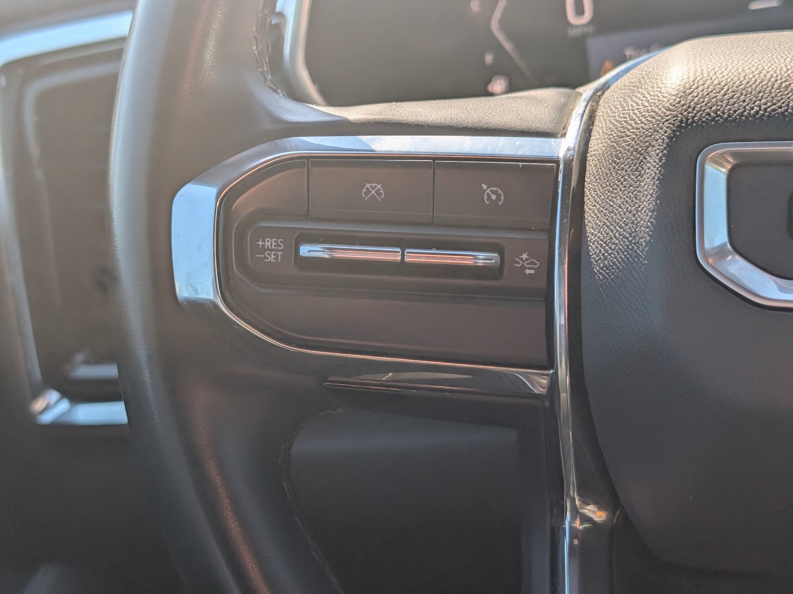 Used 2025 GMC Canyon Elevation AWD/4WD image 19
