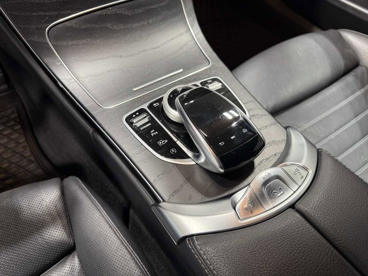 Used 2020 Mercedes-Benz C 300 4MATIC Cabriolet image 16