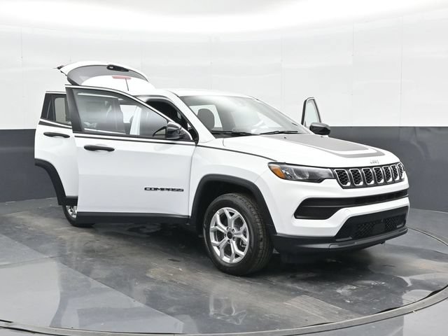 Used 2025 Jeep Compass Sport w/ Mopar Graphics Package AWD/4WD image 46