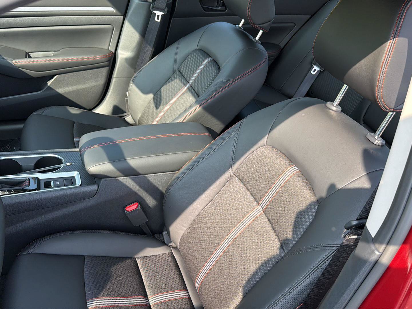 New 2026 Nissan Altima 2.5 SR AWD/4WD image 28