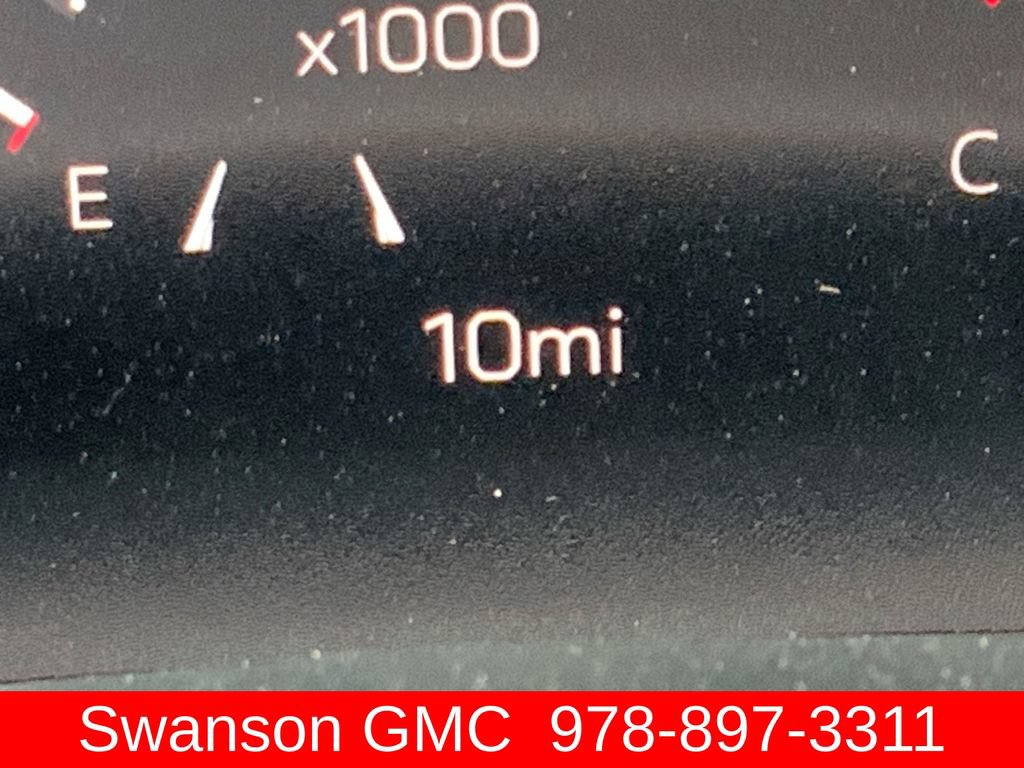 New 2027 GMC Terrain Elevation w/ LPO, Floor Liner Package AWD/4WD image 12