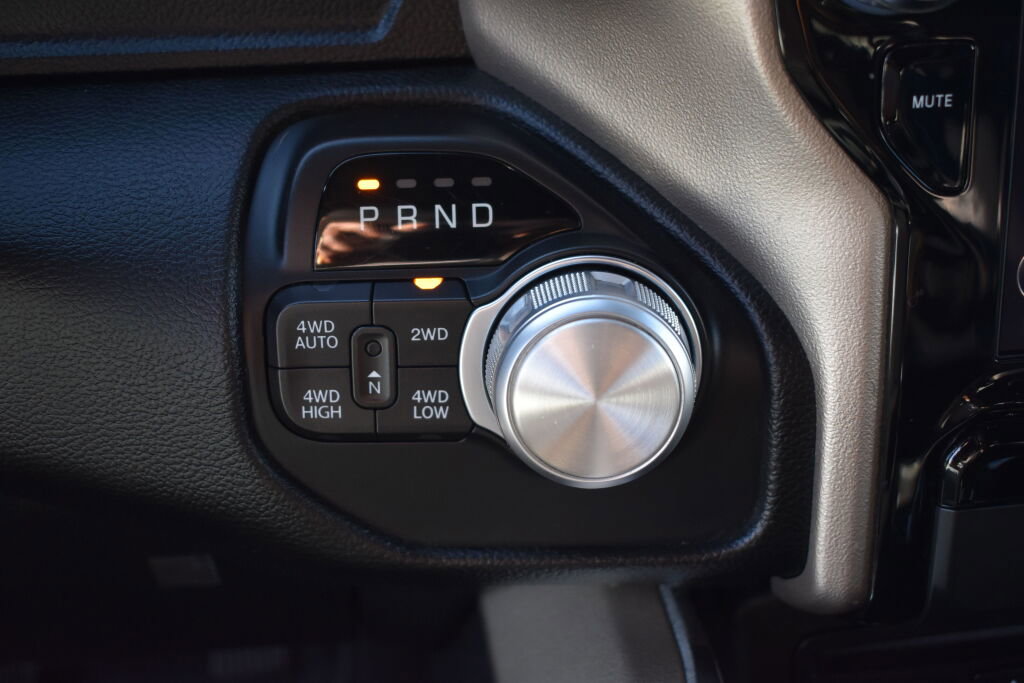 Used 2019 RAM 1500 Laramie image 22