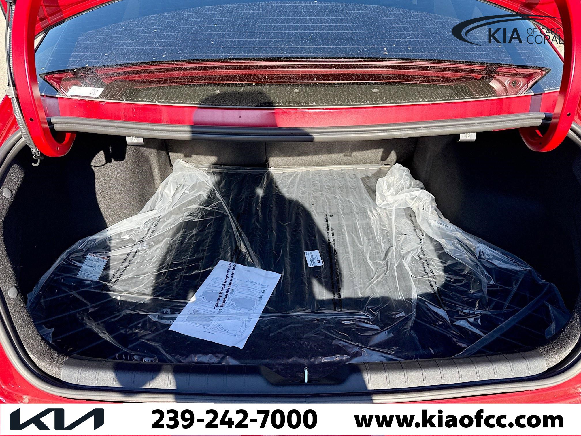 New 2025 Kia K4 LXS image 12