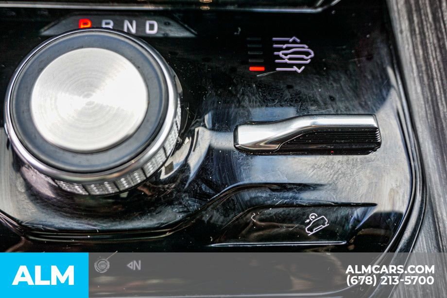 Used 2023 Jeep Wagoneer Series III w/ Preferred Equipment Group image 49