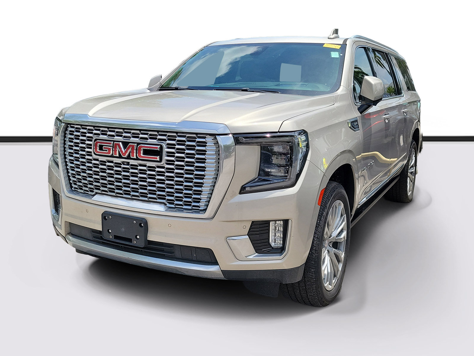 Used 2021 GMC Yukon XL Denali w/ Denali Ultimate Package AWD/4WD image 3