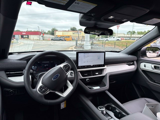 New 2027 Ford Explorer Active w/ Active Comfort Package RWD image 24