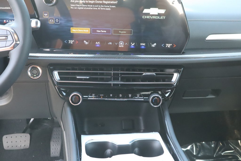New 2027 Chevrolet Traverse Z71 w/ Enhanced Driving Package AWD/4WD image 27