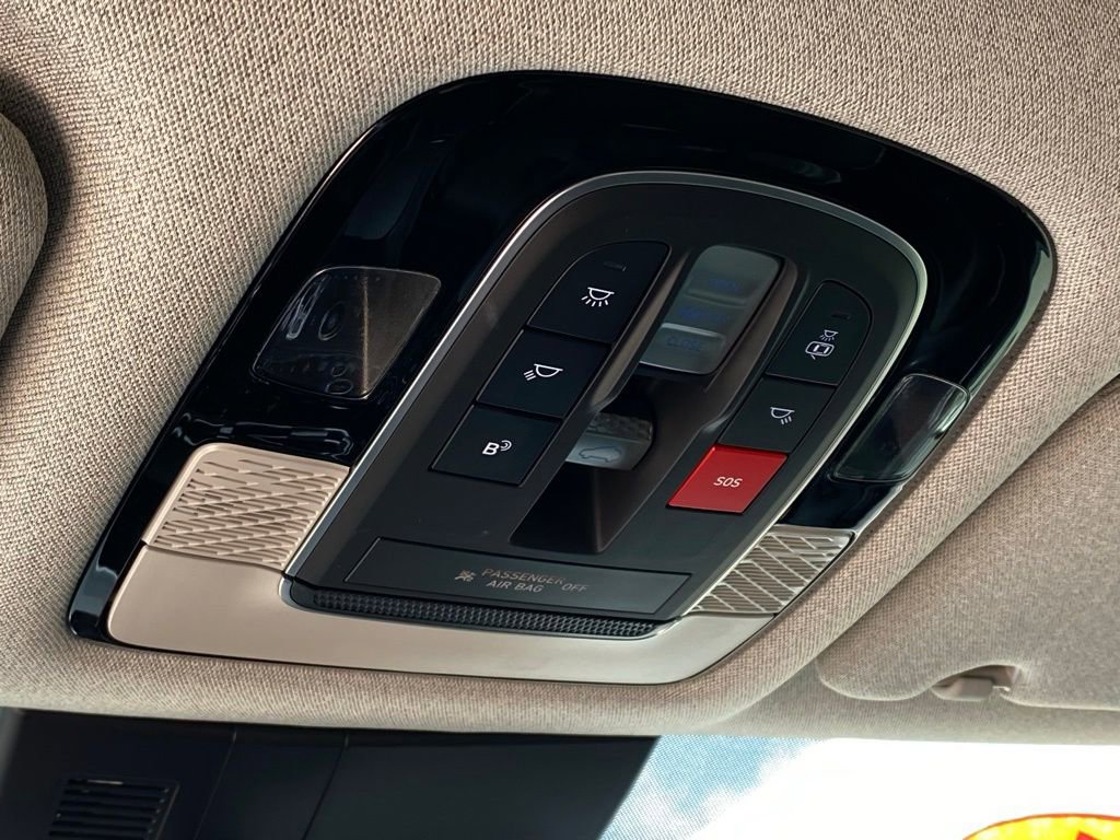 Used 2025 Hyundai Palisade Limited FWD image 21