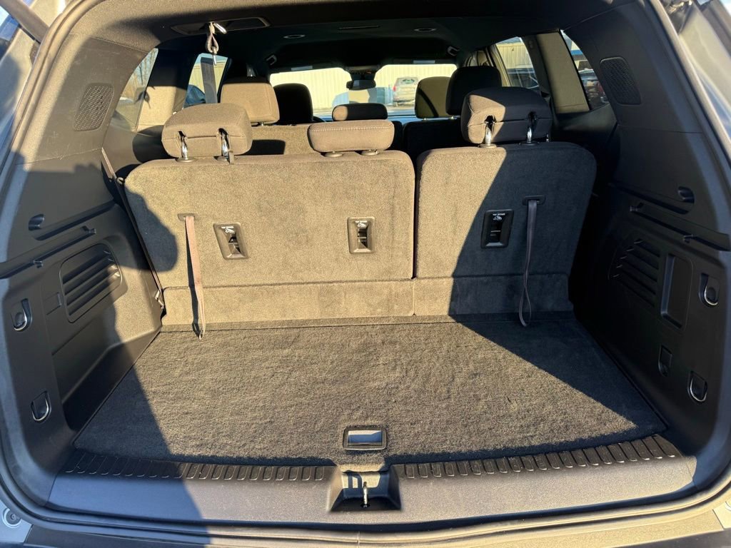 Certified 2025 GMC Acadia Elevation image 14