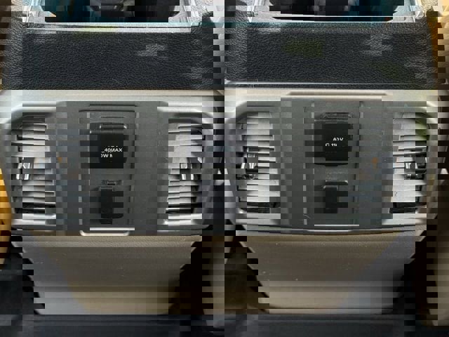 Used 2015 Ford F150 Lariat image 30