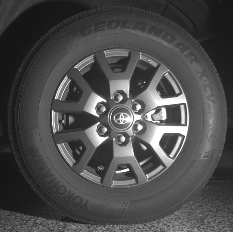 Used 2025 Toyota 4Runner SR5 AWD/4WD image 13