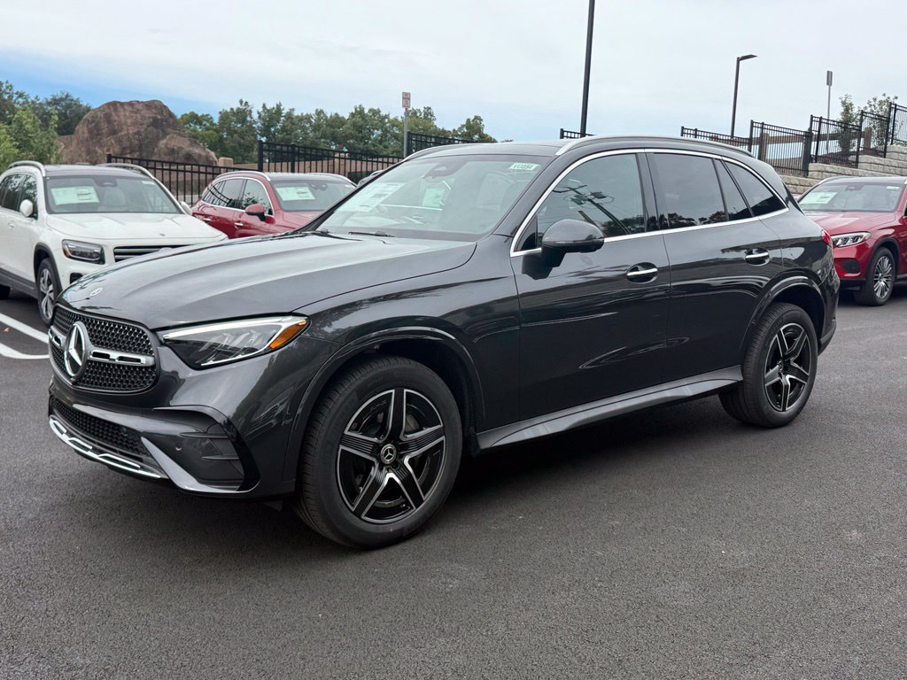 New 2027 Mercedes-Benz GLC 300 4MATIC image 3