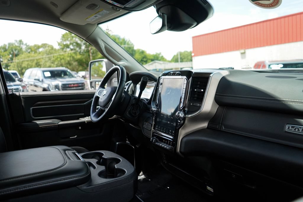 Used 2024 RAM 2500 Laramie w/ Safety Group AWD/4WD image 13
