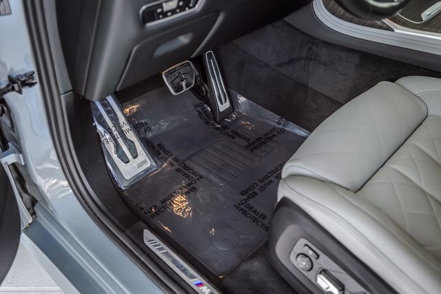 Used 2023 BMW X7 xDrive40i w/ M Sport Package image 44