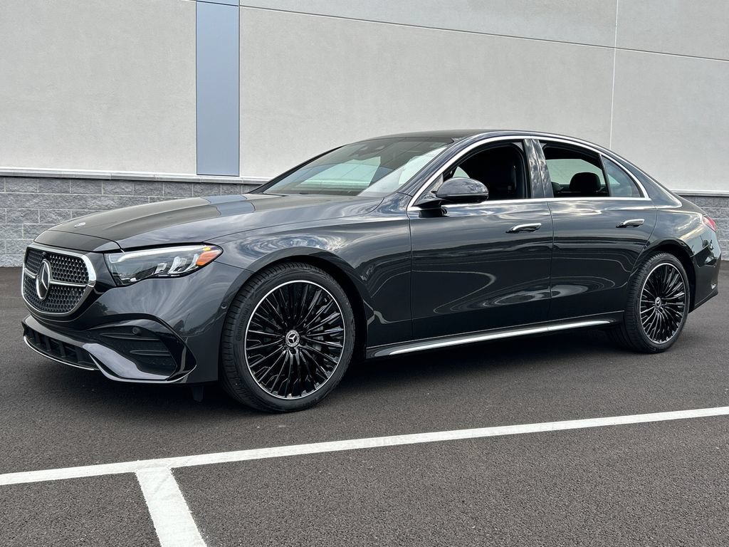 New 2026 Mercedes-Benz E 450 4MATIC Sedan image 1