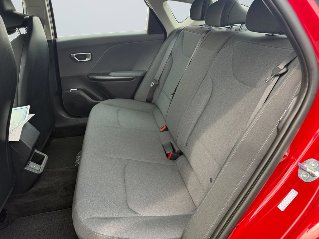 Used 2025 Kia K4 FWD image 13