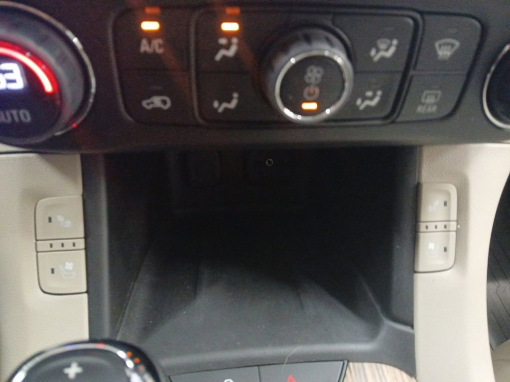 Used 2019 GMC Acadia Denali w/ Technology Package image 16