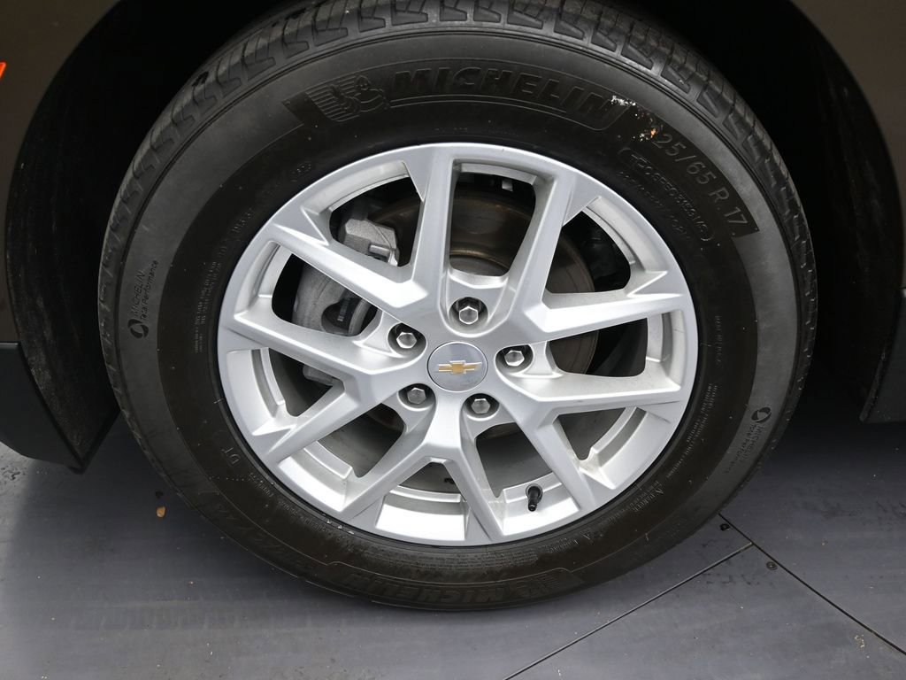 Used 2024 Chevrolet Equinox LT FWD image 9
