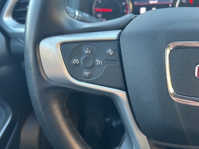 Used 2023 GMC Acadia SLT image 31
