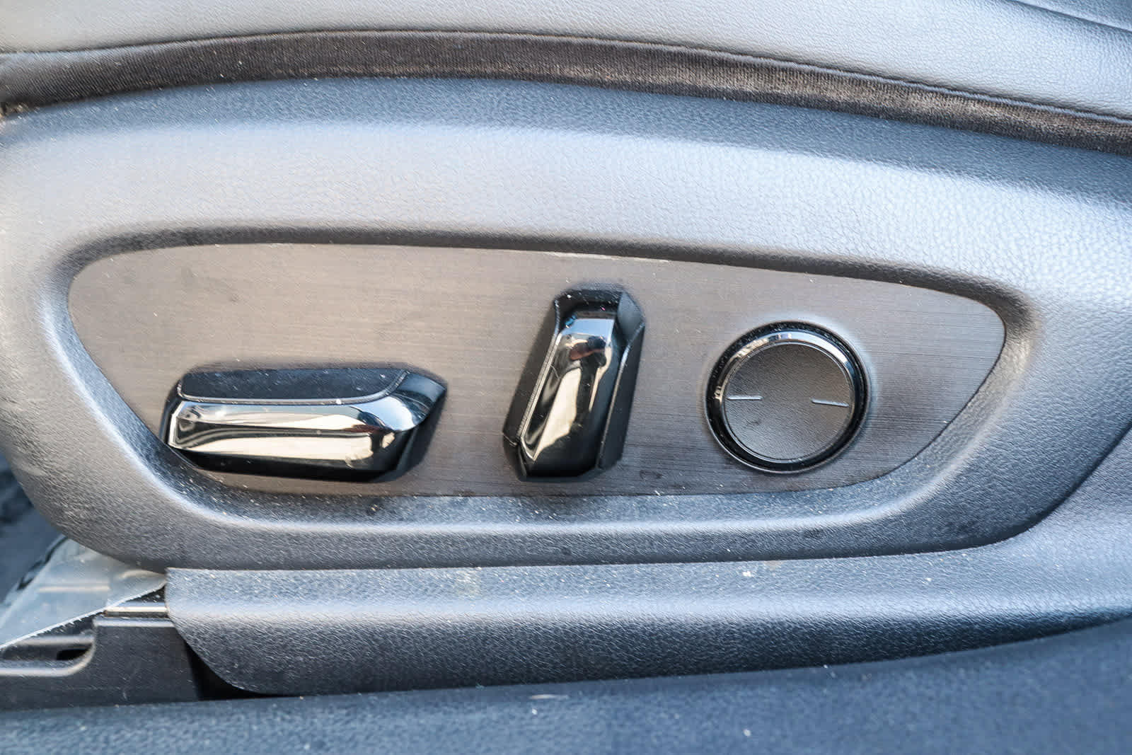 Used 2021 Lexus ES 300h w/ Premium Package image 25