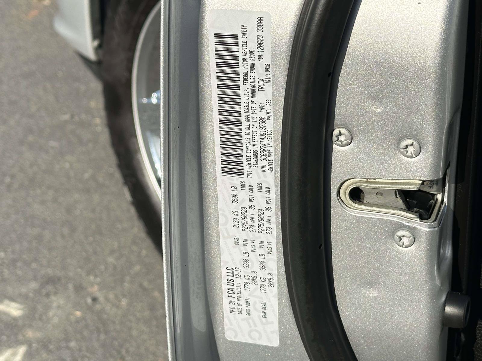 Used 2018 RAM 1500 Express w/ Express Value Package AWD/4WD image 30