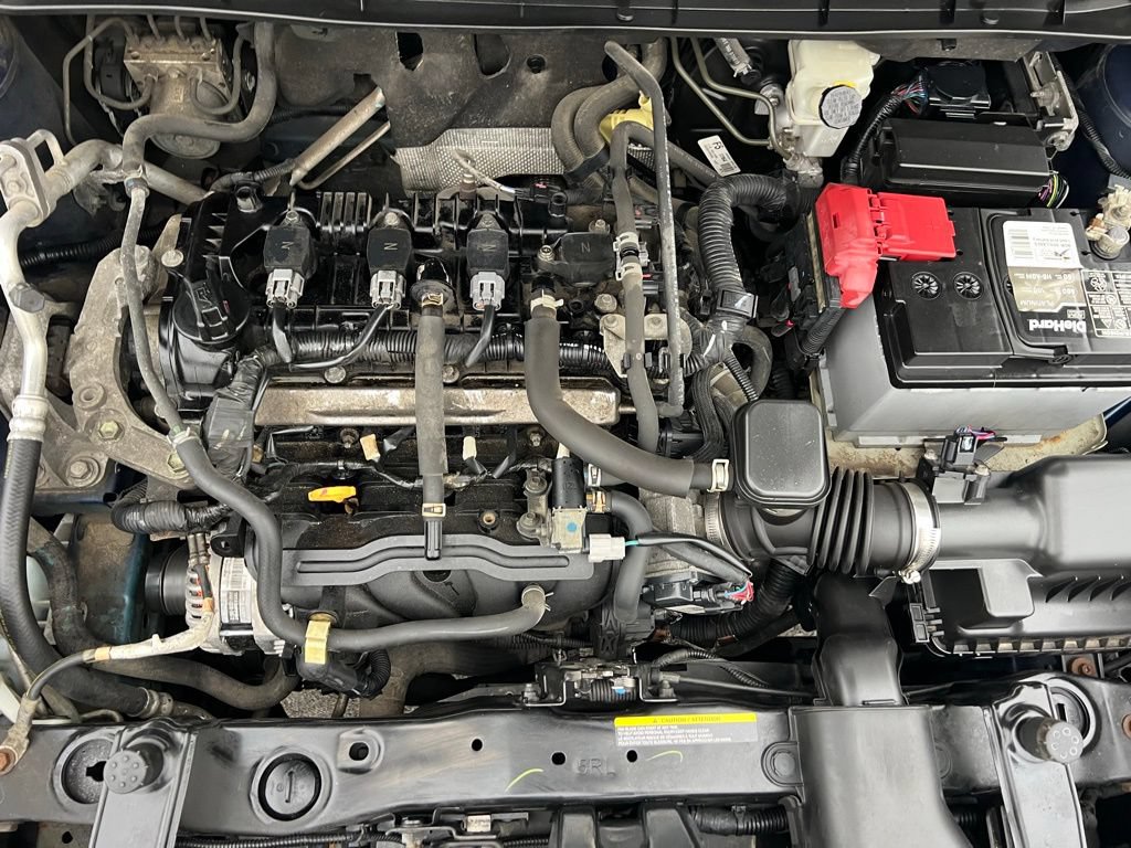 Used 2019 Nissan Kicks SV FWD image 38