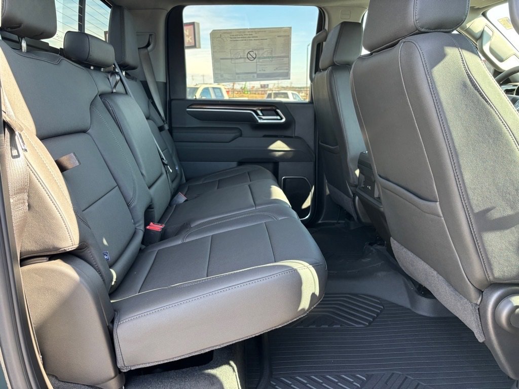 New 2026 Chevrolet Silverado 2500 LT w/ Texas Edition image 12