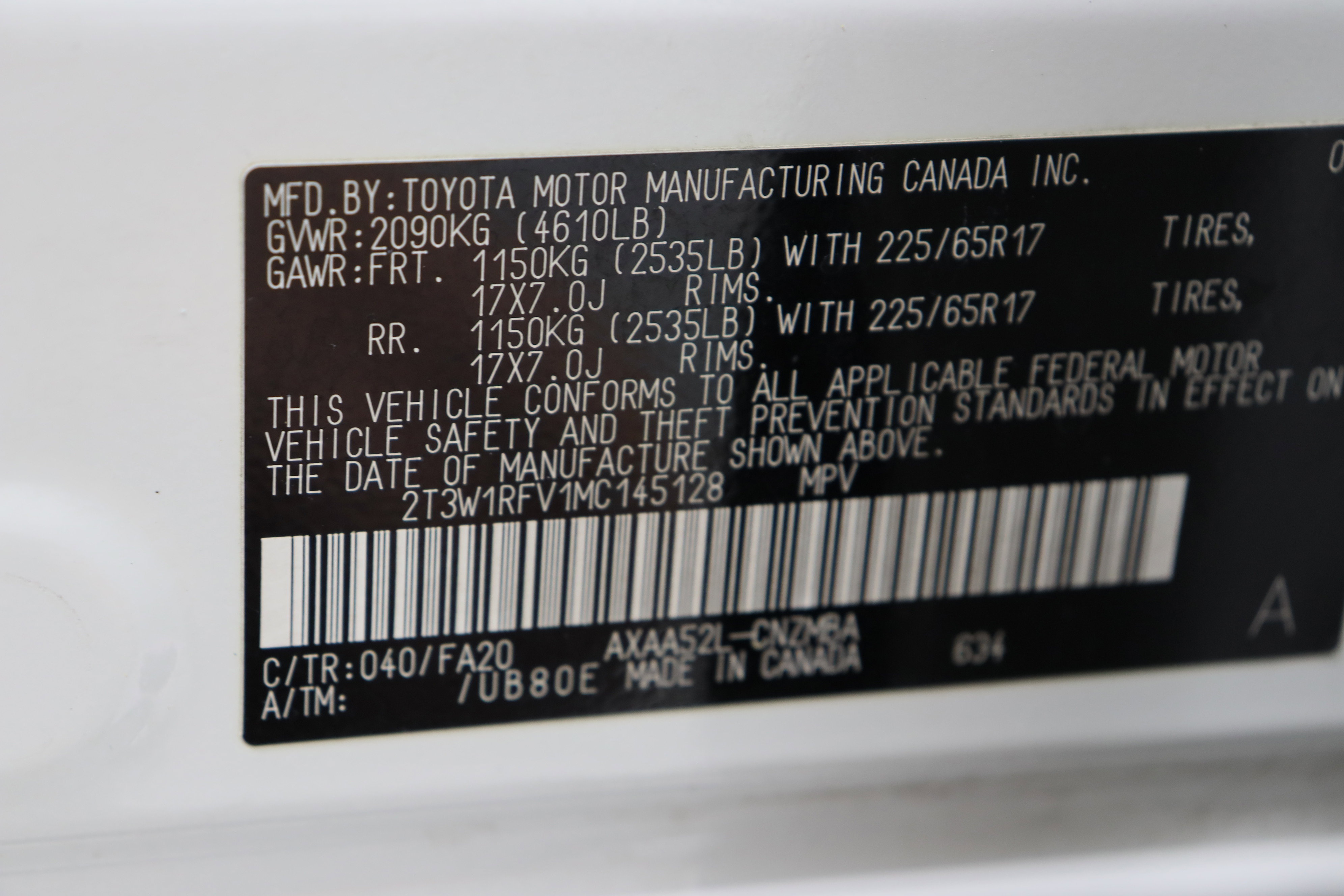 Used 2021 Toyota RAV4 XLE w/ Carpet Mat Package (TMS) image 41