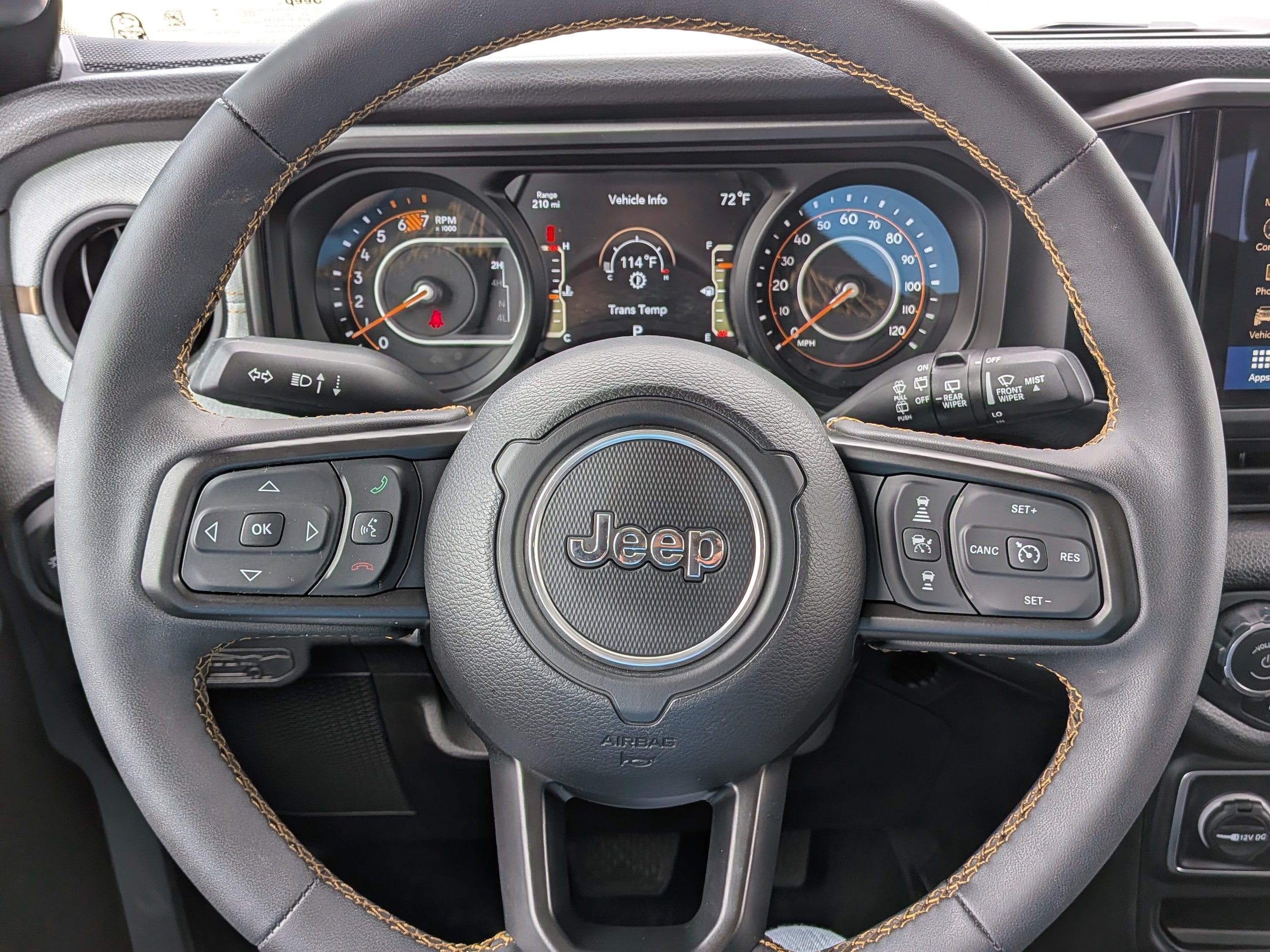 Used 2025 Jeep Wrangler Unlimited Sport AWD/4WD image 15