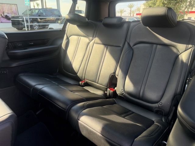 Certified 2024 Jeep Grand Wagoneer L 4WD image 32