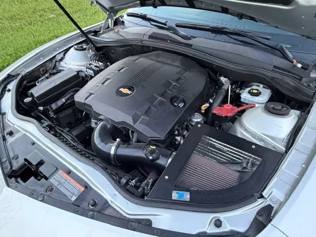 Used 2010 Chevrolet Camaro LT w/ RS Package RWD image 27