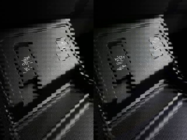 Used 2025 Acura RDX SH-AWD image 23