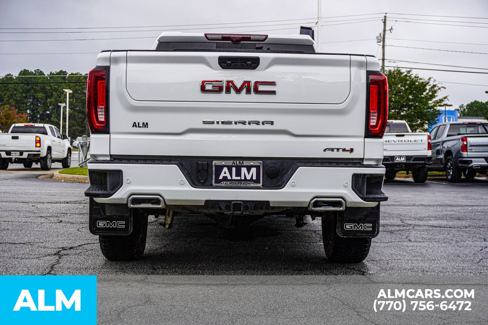 Used 2025 GMC Sierra 1500 AT4 w/ Technology Package image 12